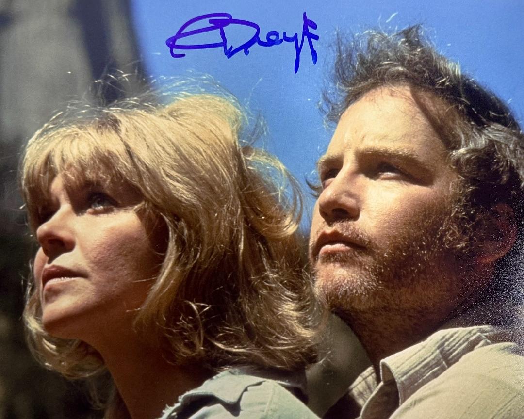 Richard Dreyfuss Signed 8x10 Photo Close Encounters - JSA COA